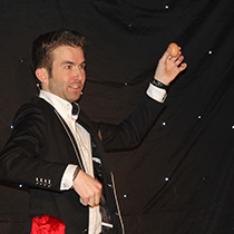Maak uw feest compleet met een illusionist!
